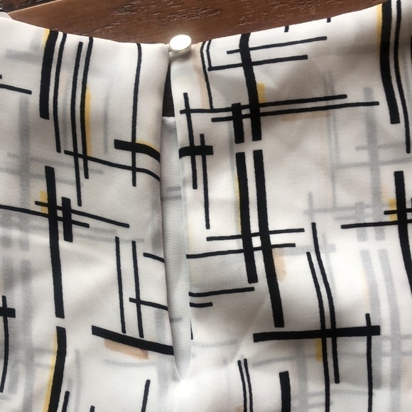 WHBM Top - Size Medium - Picture 7 of 12